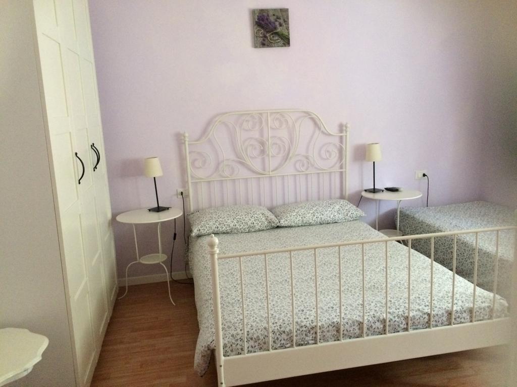B&B Topaze 시르미오네 외부 사진